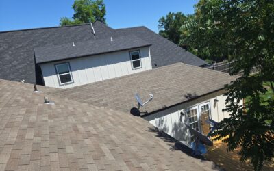 STORMS â›ˆï¸ COMING THIS WEEKEND! MAKE SURE YOU ARE PREPARED!! Tarps, missing shingles, and siding; ANYTHING you need we can DO IT!